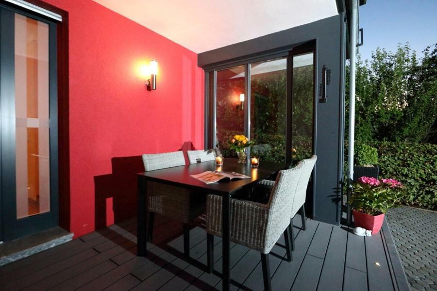 Ferienwohnung Welcome Mit Seeblick ชาลเคินเมียเฮิน ภายนอก รูปภาพ